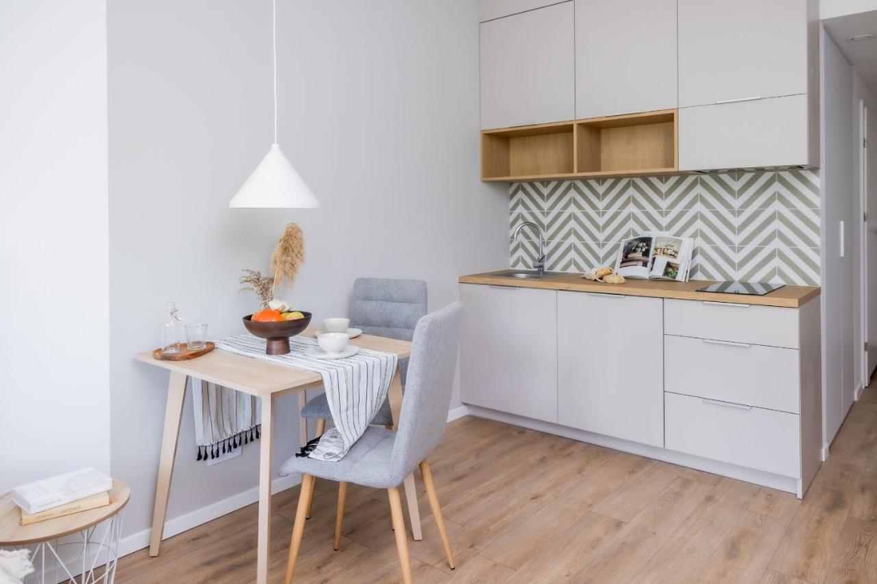 Metro Bielany Apartments With Parking By Noclegi Renters 바르샤바 외부 사진