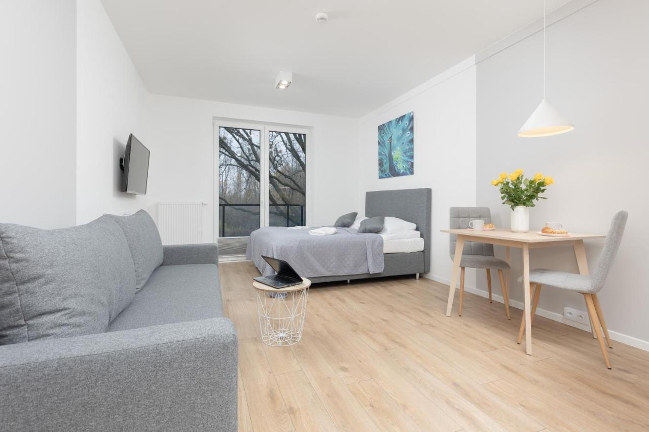 Metro Bielany Apartments With Parking By Noclegi Renters 바르샤바 외부 사진